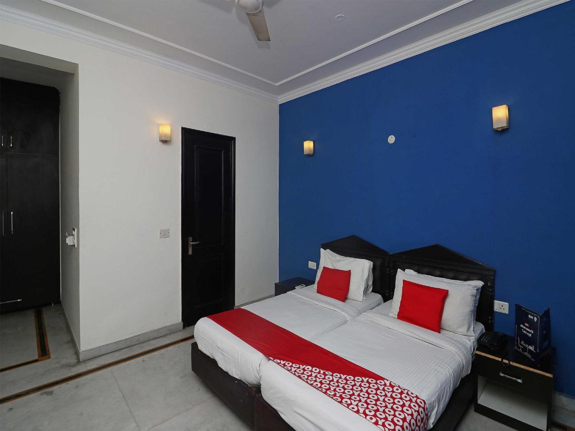 OYO Flagship 79152 Golden Cafe Hotel Chennai Eksteriør billede